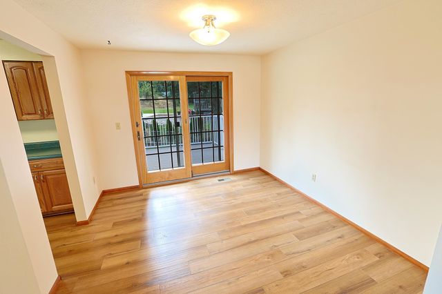 15610 E 27th Ave, Veradale, WA 99037