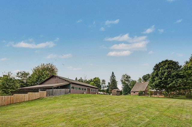 60 Main Road, Westhampton, MA 01027