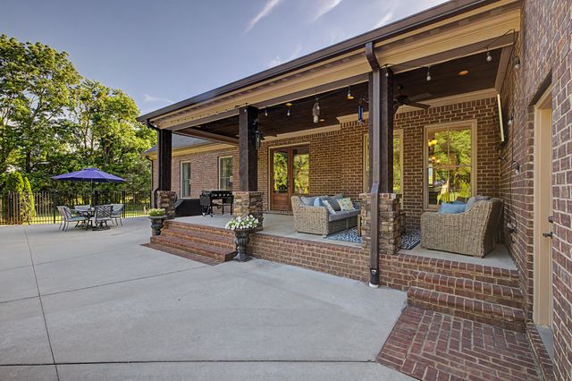 9394 Horton Hwy, College Grove, TN 37046