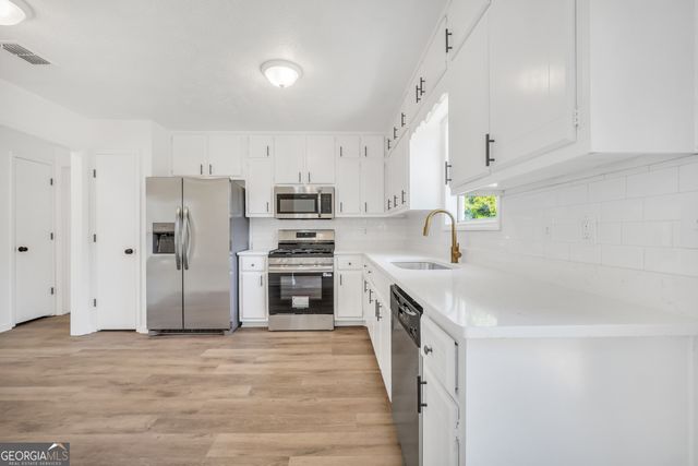 1937 Young Road, Lithonia, GA 30058