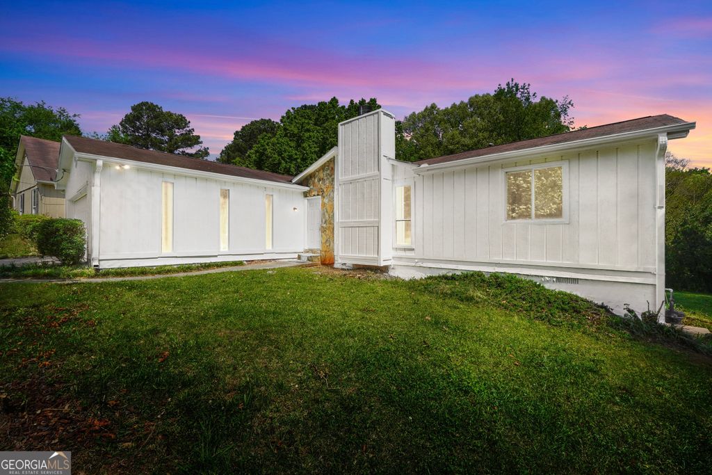 1937 Young Road, Lithonia, GA 30058