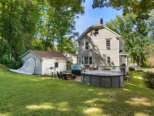 36 Pine Street, Brattleboro, VT 05301