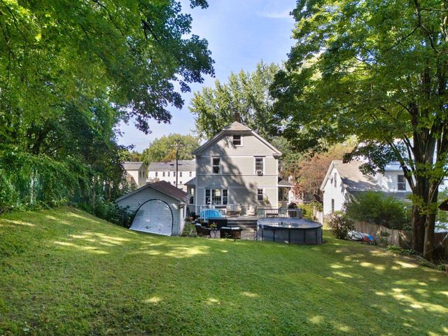 36 Pine Street, Brattleboro, VT 05301