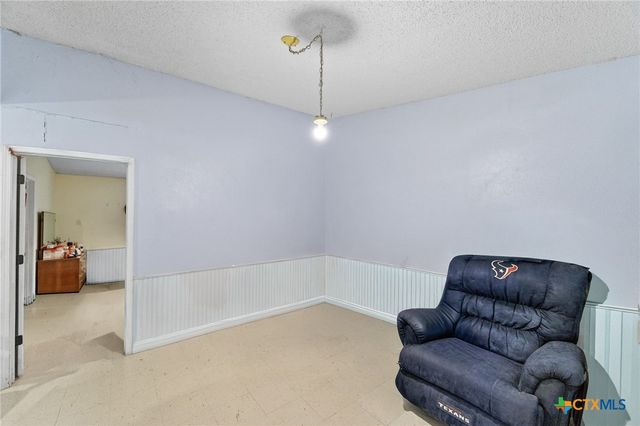 502 E Heard Street, Ganado, TX 77962