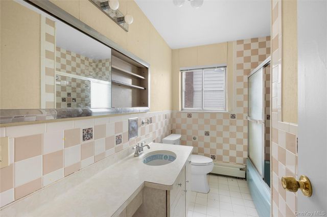 3386 Bertha Drive, Baldwin, NY 11510