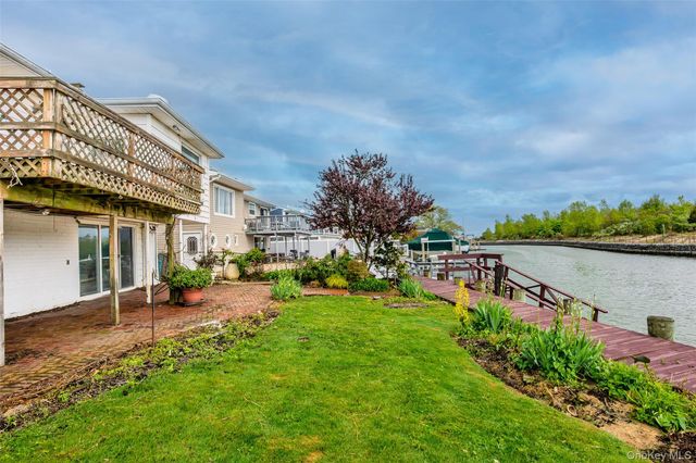 3386 Bertha Drive, Baldwin, NY 11510