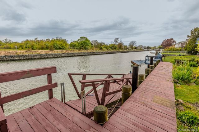 3386 Bertha Drive, Baldwin, NY 11510