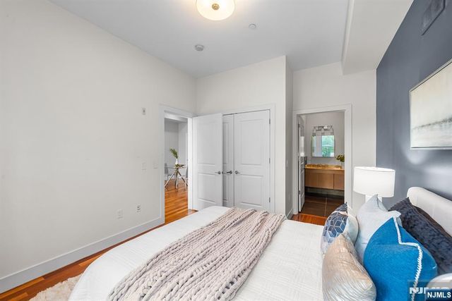 78 Wayne Street 303, Jersey City, NJ 07302