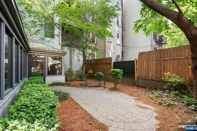 78 Wayne Street 303, Jersey City, NJ 07302