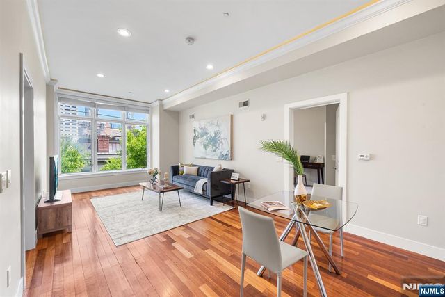 78 Wayne Street 303, Jersey City, NJ 07302