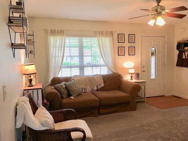 1614A London Dr, Columbia, TN 38401