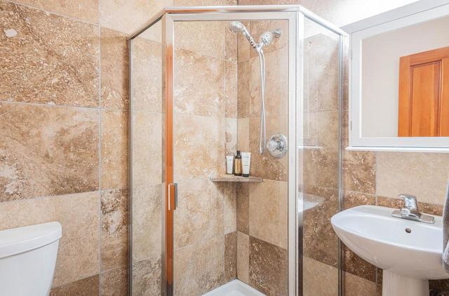 300 Mesa Road, Salinas, CA 93908