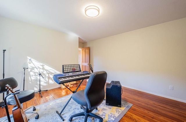 300 Mesa Road, Salinas, CA 93908