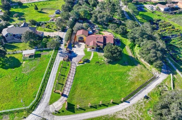 300 Mesa Road, Salinas, CA 93908