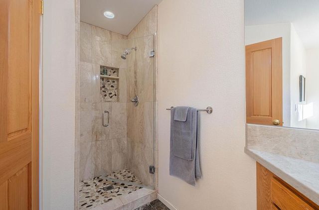 300 Mesa Road, Salinas, CA 93908