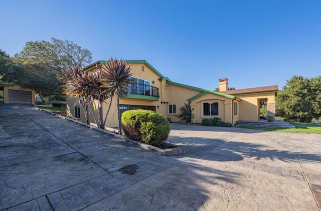 300 Mesa Road, Salinas, CA 93908