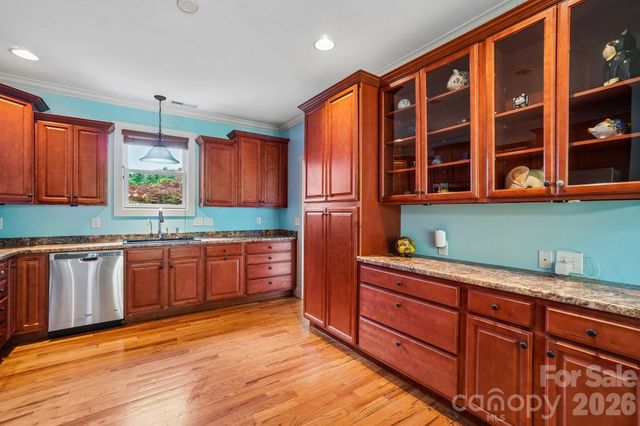 25 Willow Branch Lane, Weaverville, NC 28787