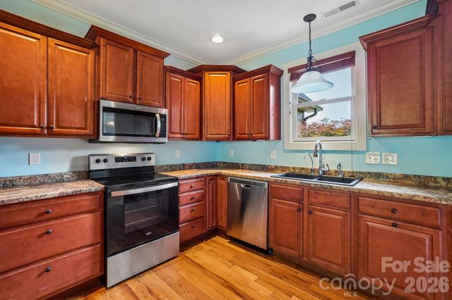 25 Willow Branch Lane, Weaverville, NC 28787