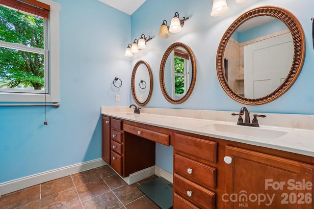 25 Willow Branch Lane, Weaverville, NC 28787