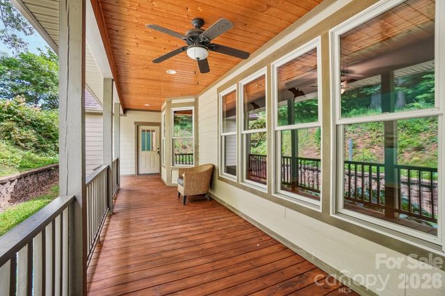 25 Willow Branch Lane, Weaverville, NC 28787