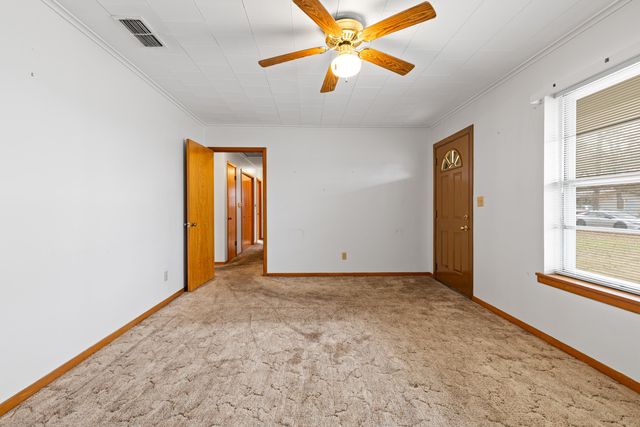 304 N Redbud St, Ore City, TX 75683