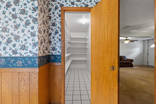 304 N Redbud St, Ore City, TX 75683