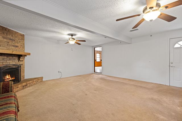 304 N Redbud St, Ore City, TX 75683