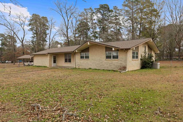 304 N Redbud St, Ore City, TX 75683