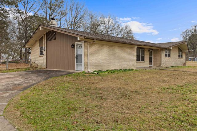 304 N Redbud St, Ore City, TX 75683