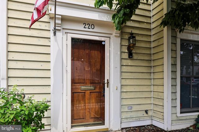 220 N PAYNE ST, Alexandria, VA 22314