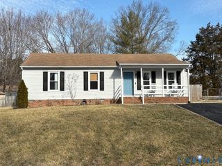 4518 Glen Tara Dr, Midlothian, VA 23112