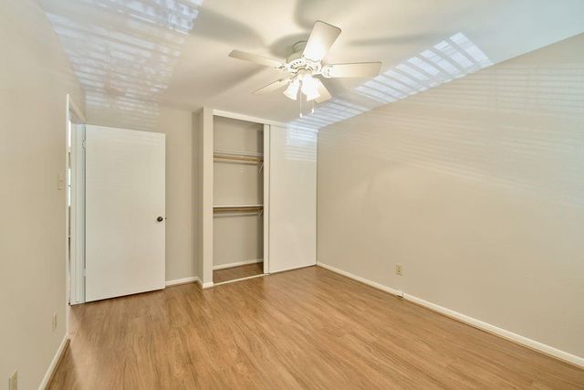 4 Sawmill Grove Lane Circle 4, The Woodlands, TX 77380