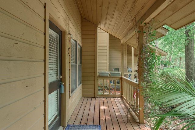 4 Sawmill Grove Lane Circle 4, The Woodlands, TX 77380
