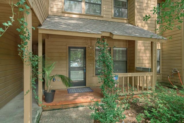 4 Sawmill Grove Lane Circle 4, The Woodlands, TX 77380