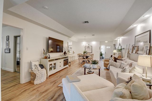 9892 Summerbrook Terrace C, Boynton Beach, FL 33437