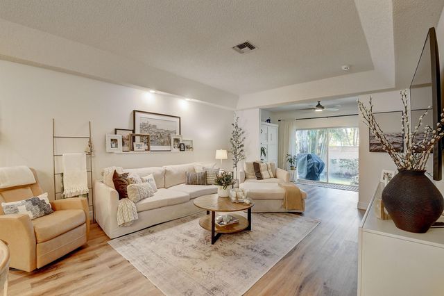 9892 Summerbrook Terrace C, Boynton Beach, FL 33437