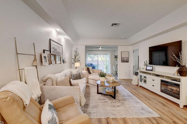 9892 Summerbrook Terrace C, Boynton Beach, FL 33437