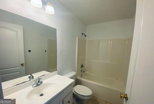 240 W Dawson Avenue, Kingsland, GA 31548