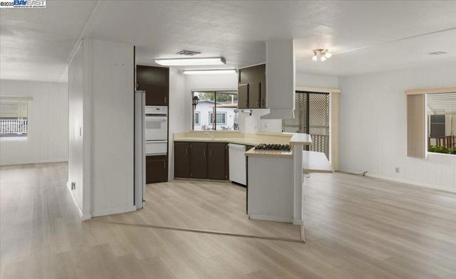 3263 Vineyard Ave., Pleasanton, CA 94566