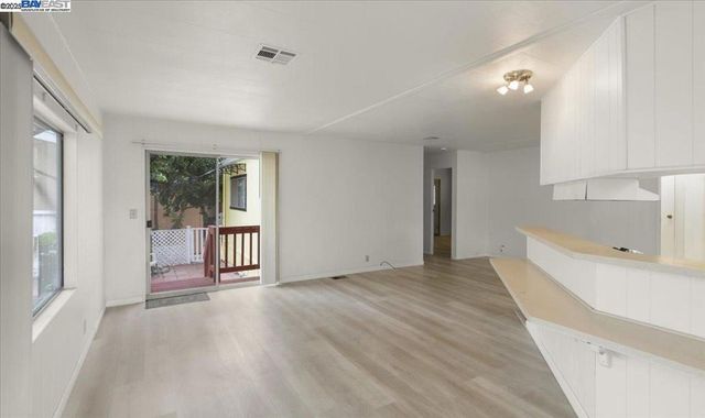 3263 Vineyard Ave., Pleasanton, CA 94566