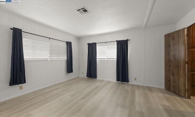 3263 Vineyard Ave., Pleasanton, CA 94566