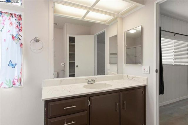 3263 Vineyard Ave., Pleasanton, CA 94566