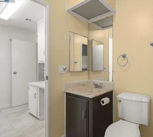 3263 Vineyard Ave., Pleasanton, CA 94566