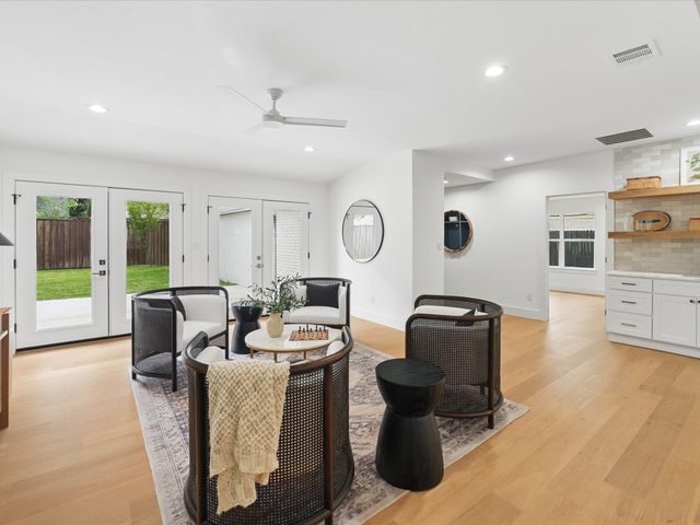 7124 Meadow Road, Dallas, TX 75230