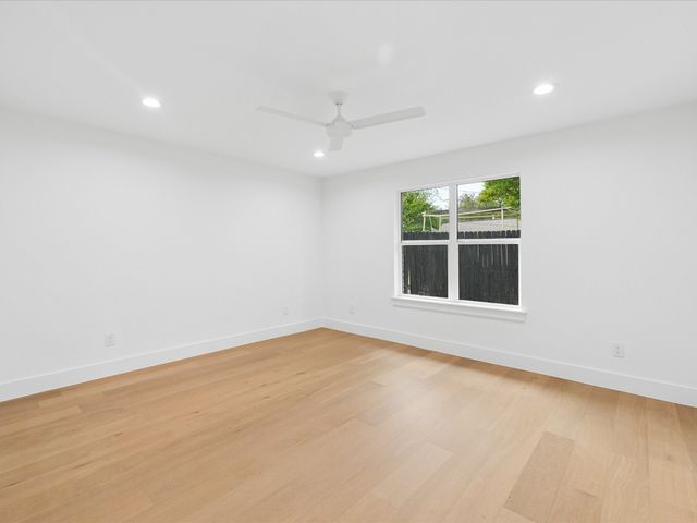 7124 Meadow Road, Dallas, TX 75230