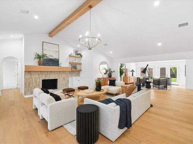 7124 Meadow Road, Dallas, TX 75230