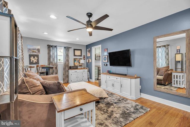 319 DREXEL, Blackwood, NJ 08012