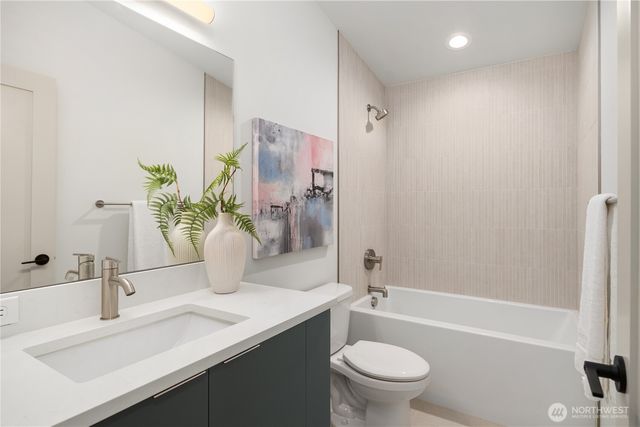 112 29th Avenue E, Seattle, WA 98112