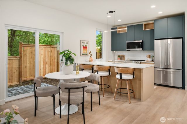 112 29th Avenue E, Seattle, WA 98112