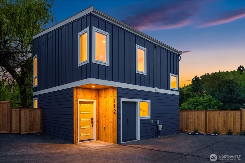 112 29th Avenue E, Seattle, WA 98112